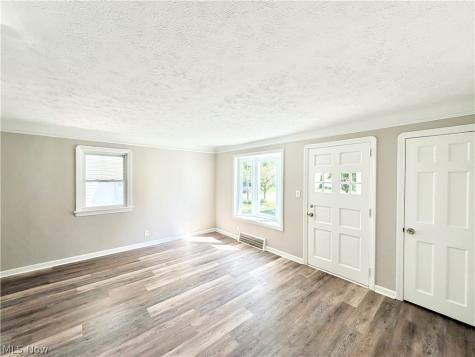 20751 Wilmore Avenue Euclid OH 44123