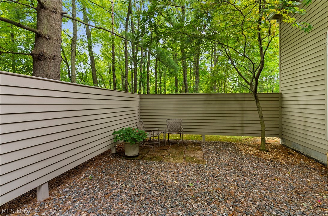 1337 Springwood SE Warren OH 44484