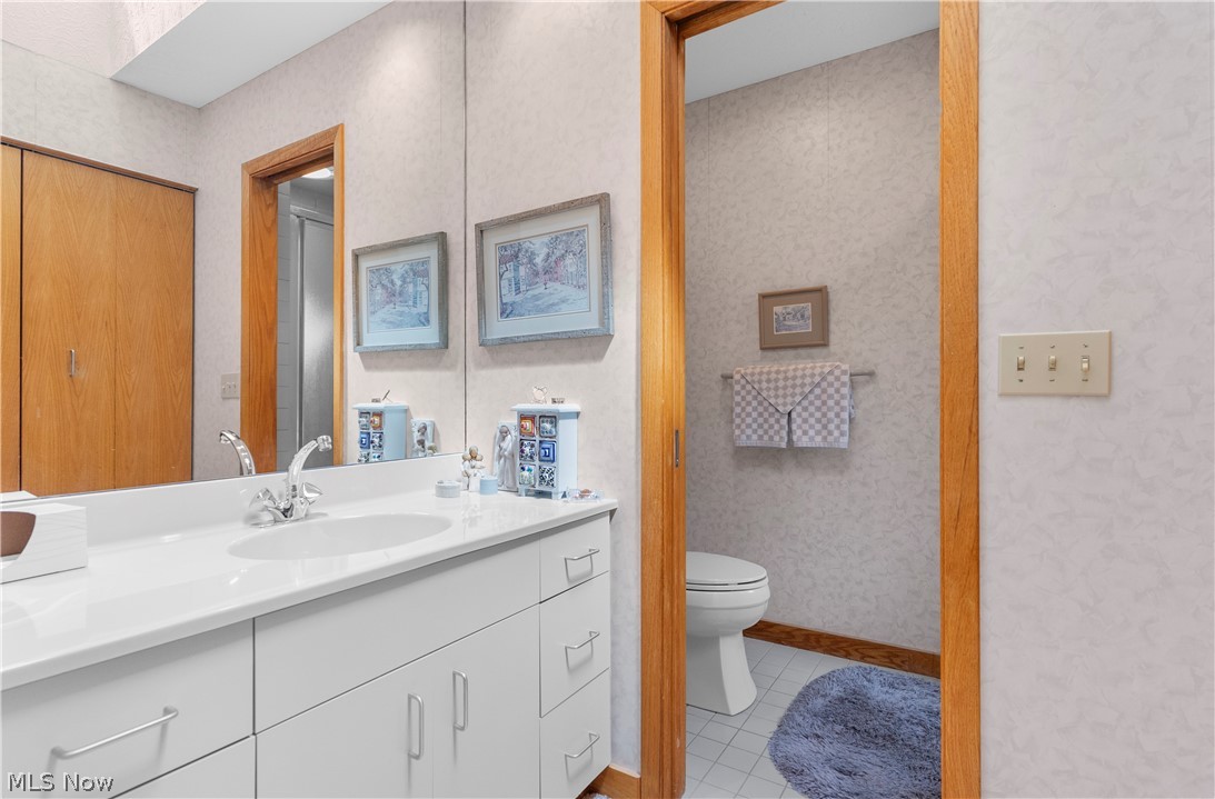 1337 Springwood SE Warren OH 44484