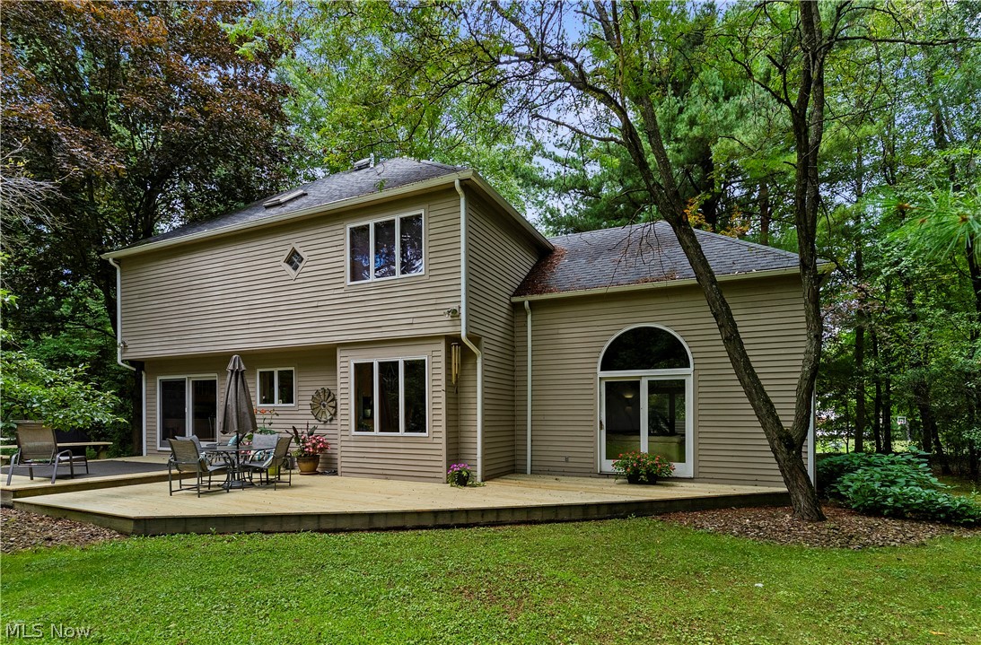 1337 Springwood SE Warren OH 44484