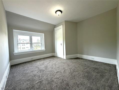 12516 Cornado Avenue Cleveland OH 44108