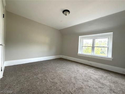 12516 Cornado Avenue Cleveland OH 44108