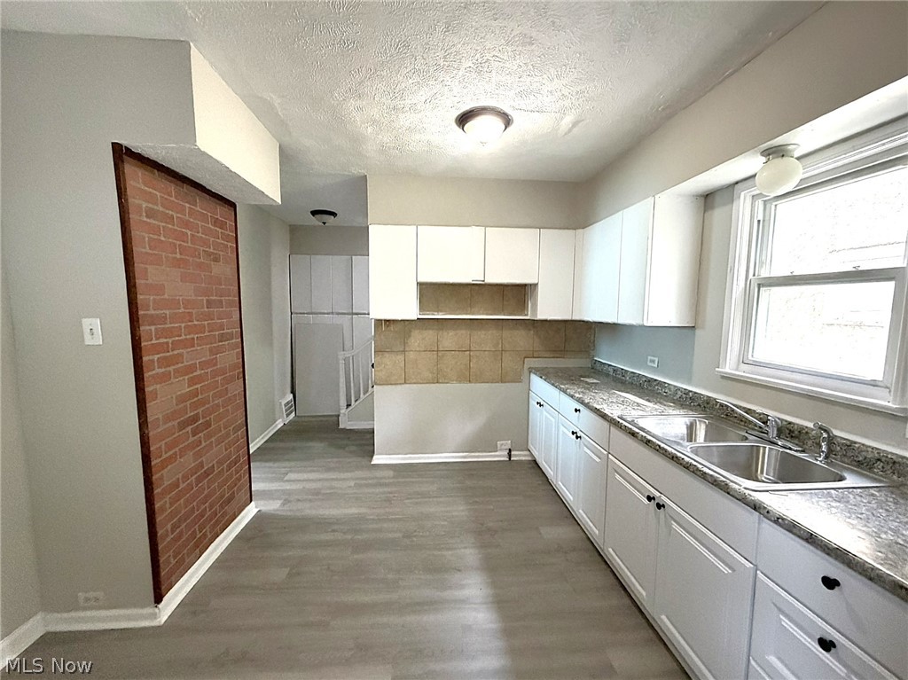 12516 Cornado Avenue Cleveland OH 44108