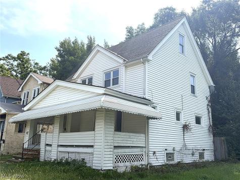 12516 Cornado Avenue Cleveland OH 44108