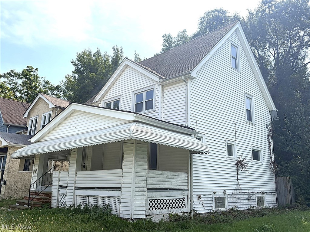 12516 Cornado Avenue Cleveland OH 44108