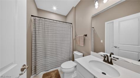 35524 Crystal Creek Court Grafton OH 44044