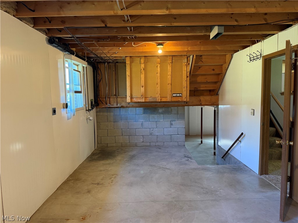 858 Township Road 875 Ashland OH 44805
