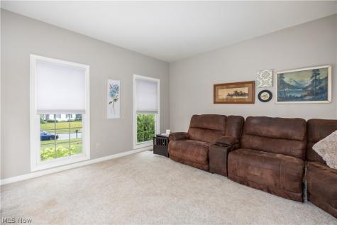 809 Adam Run Drive Cuyahoga Falls OH 44223
