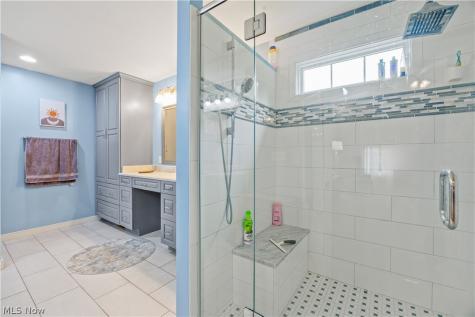 809 Adam Run Drive Cuyahoga Falls OH 44223
