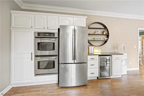 809 Adam Run Drive Cuyahoga Falls OH 44223