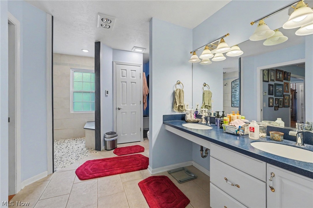 6304 Longspur Road Highland Heights OH 44143