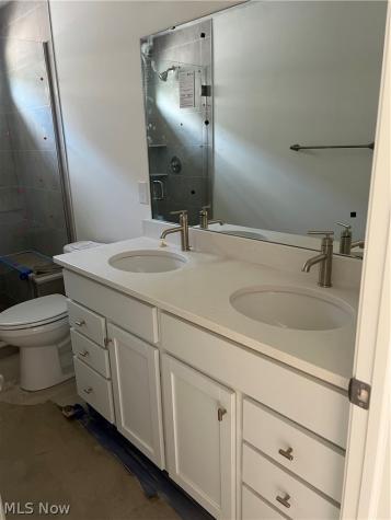 2315 E 100 Street Cleveland OH 44106