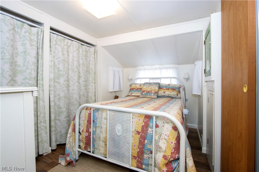 367 Algonquion Autumn Loudonville OH 44842