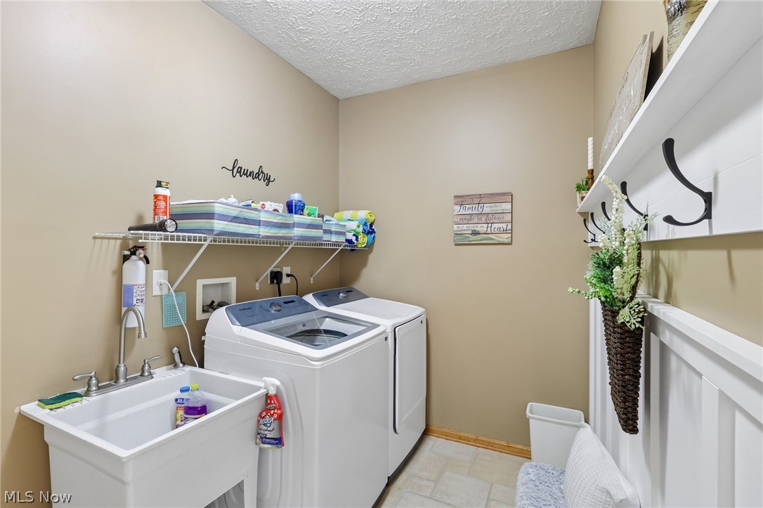 1250 Orchard Glen Drive Amherst OH 44001