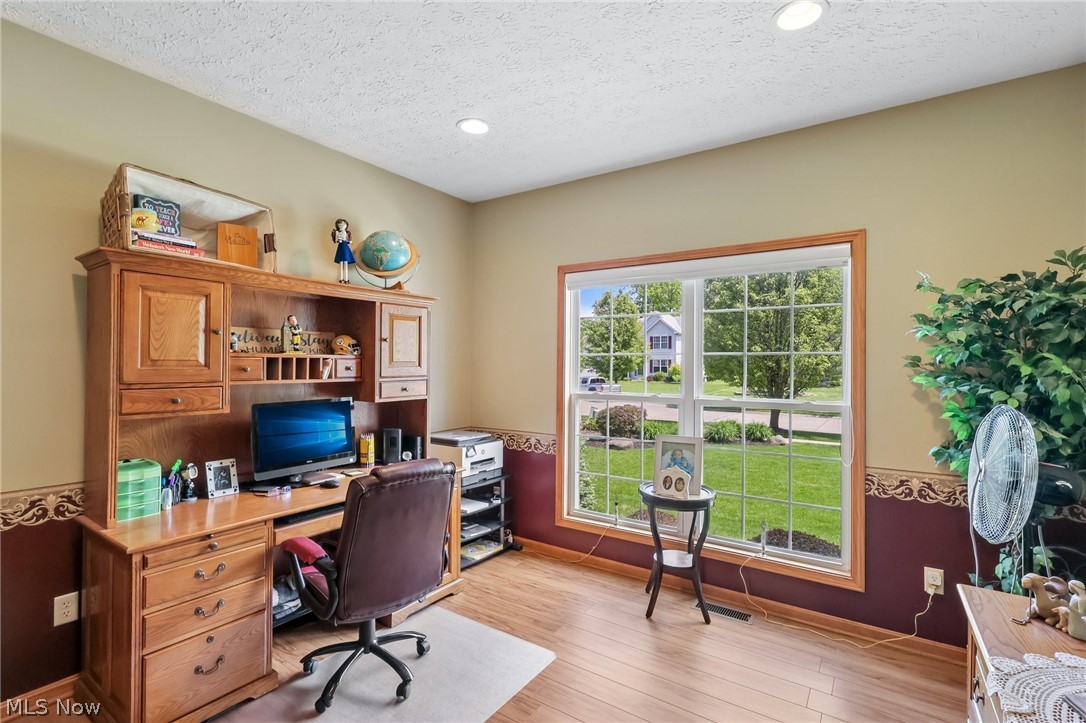 1250 Orchard Glen Drive Amherst OH 44001