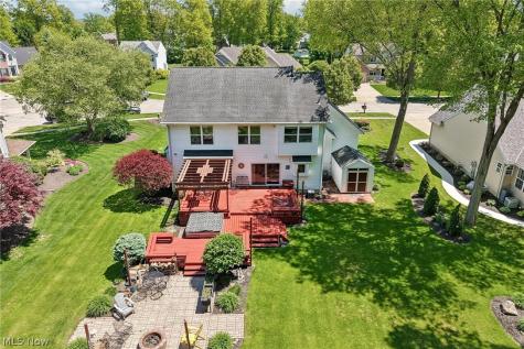 1250 Orchard Glen Drive Amherst OH 44001