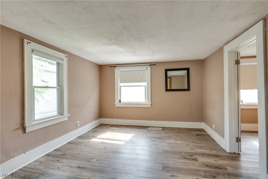 2718 Northland Street Cuyahoga Falls OH 44221