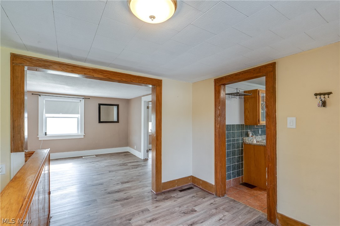 2718 Northland Street Cuyahoga Falls OH 44221