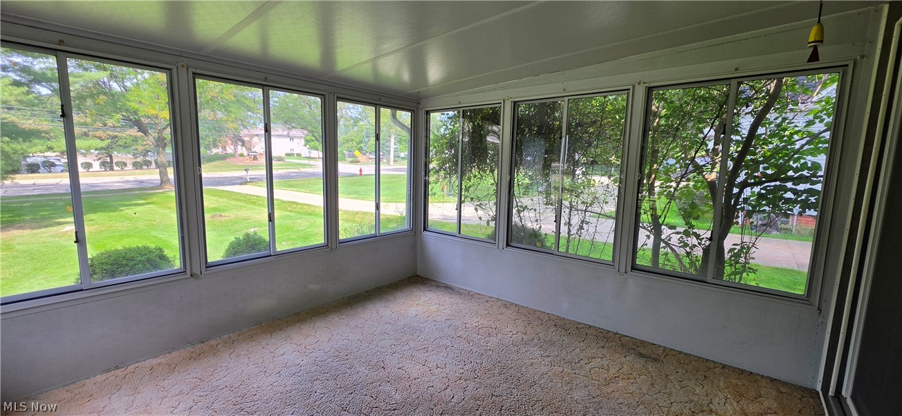 10017 W Ridgewood Drive Parma Heights OH 44130
