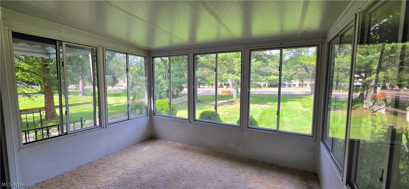 10017 W Ridgewood Drive Parma Heights OH 44130
