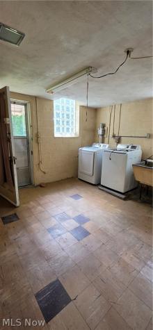 10017 W Ridgewood Drive Parma Heights OH 44130