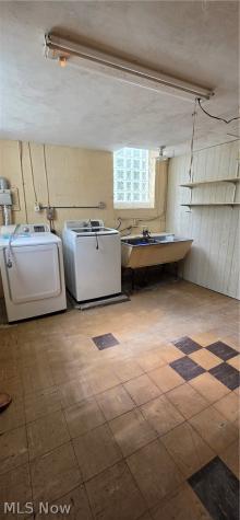 10017 W Ridgewood Drive Parma Heights OH 44130