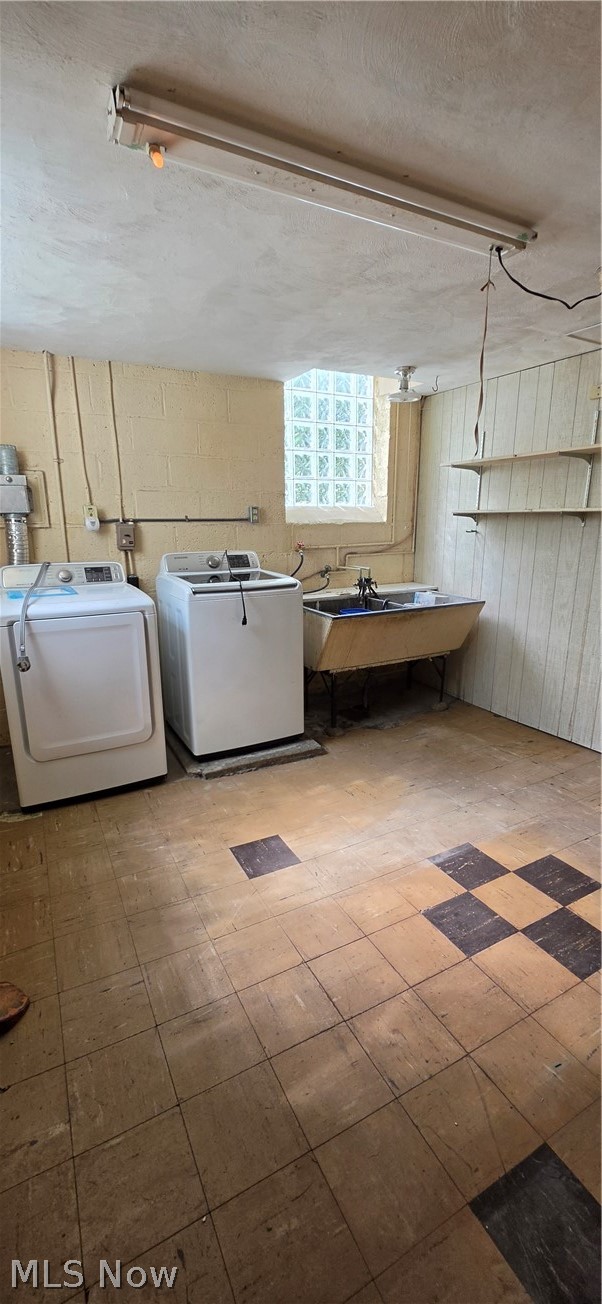 10017 W Ridgewood Drive Parma Heights OH 44130