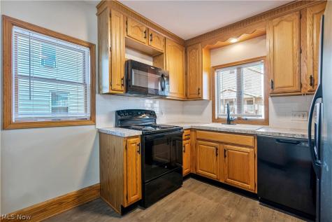 1226 Ford Court NW Canton OH 44708