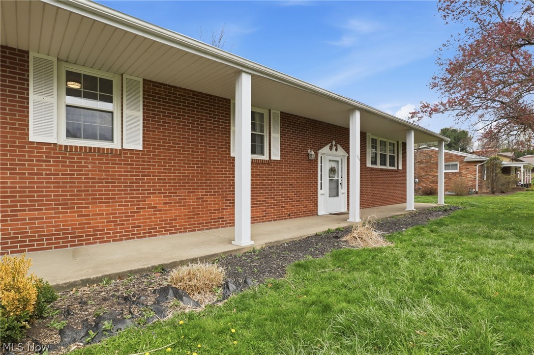 3252 Dellwood Avenue NW Canton OH 44708