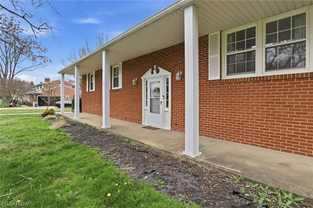 3252 Dellwood Avenue NW Canton OH 44708