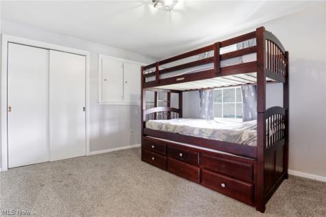 3252 Dellwood Avenue NW Canton OH 44708