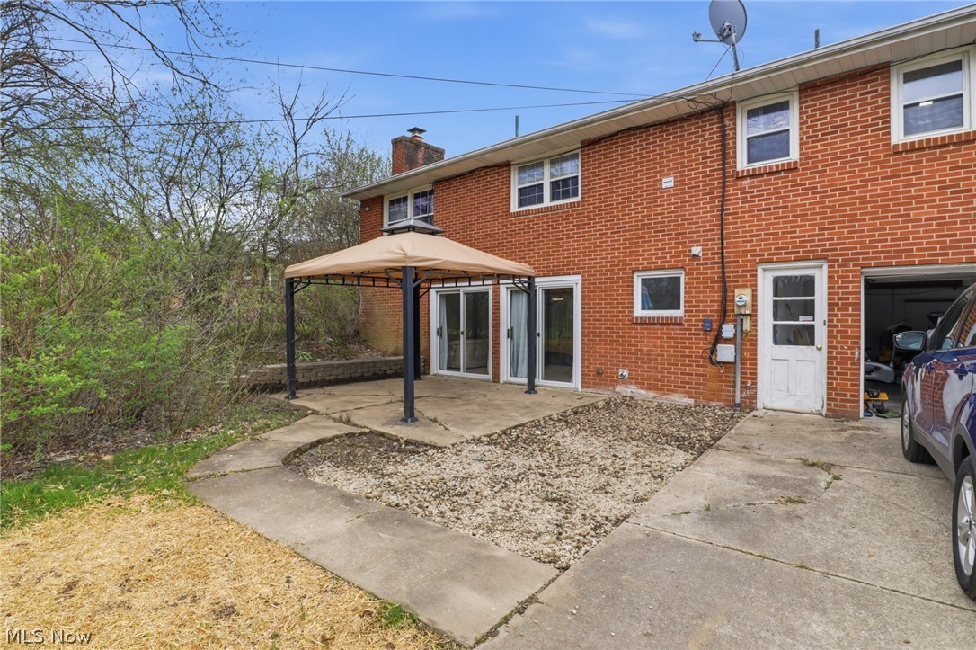 3252 Dellwood Avenue NW Canton OH 44708