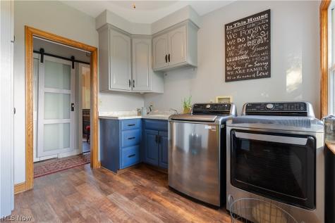 6468 Yost Street NW Canton OH 44718