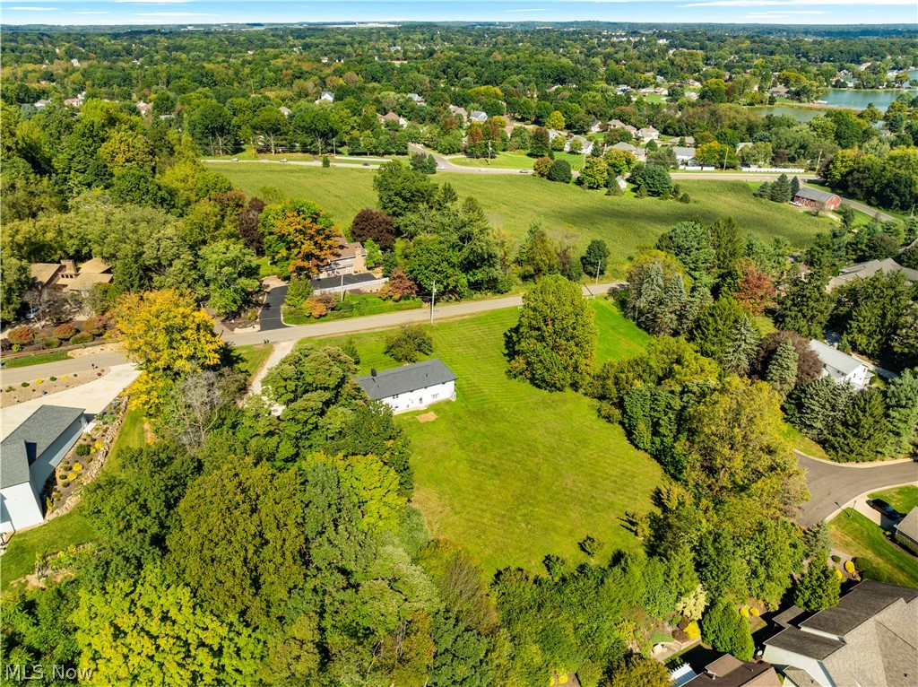 6468 Yost Street NW Canton OH 44718