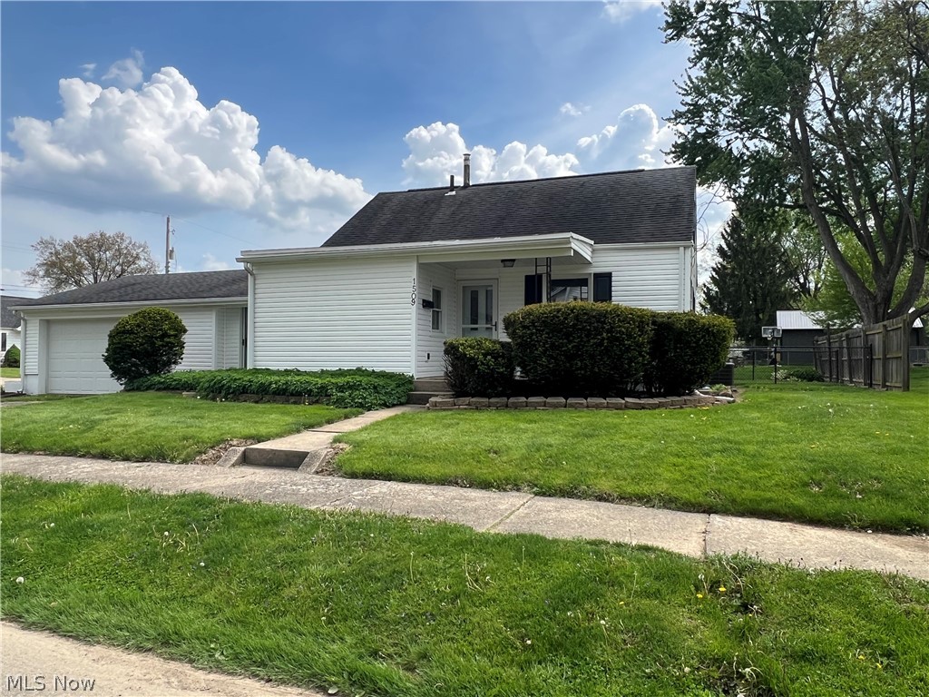 1509 Overlook Avenue SW Massillon OH 44647