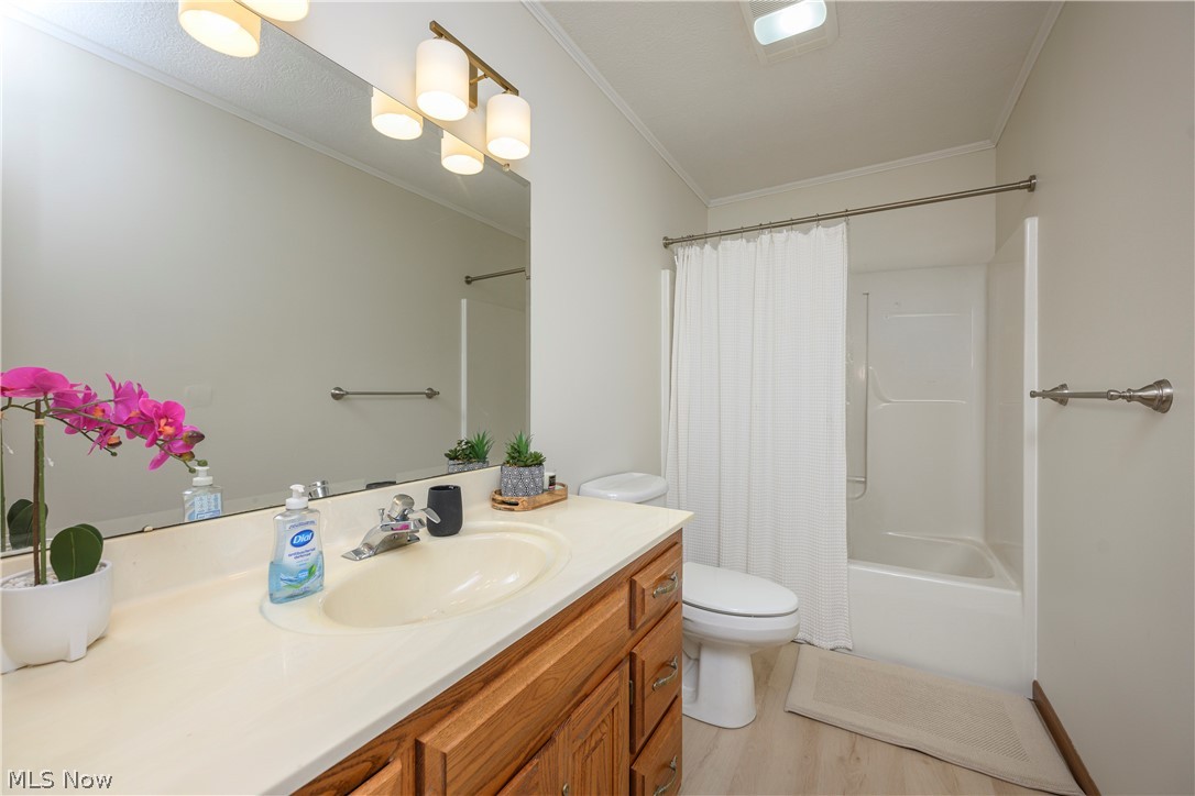 224 Jessica Drive Dover OH 44622