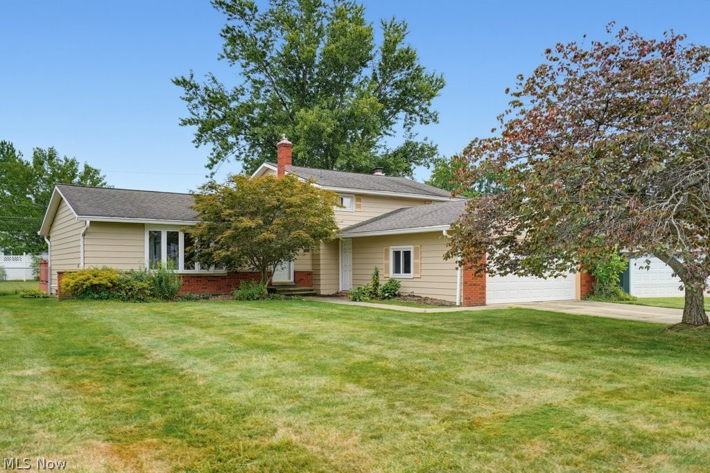 16331 Canterbury Drive Strongsville OH 44136