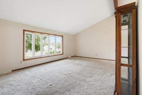 16331 Canterbury Drive Strongsville OH 44136