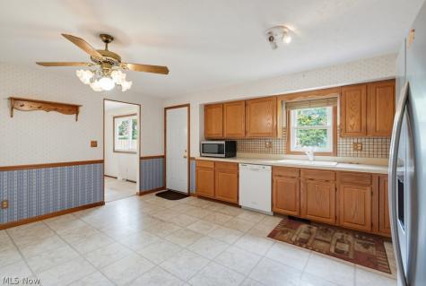 16331 Canterbury Drive Strongsville OH 44136