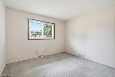 16331 Canterbury Drive Strongsville OH 44136