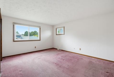 16331 Canterbury Drive Strongsville OH 44136