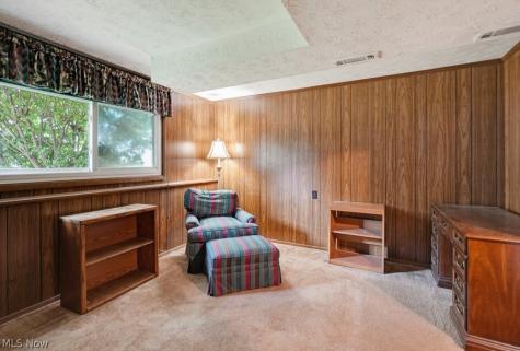16331 Canterbury Drive Strongsville OH 44136