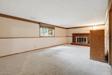 16331 Canterbury Drive Strongsville OH 44136