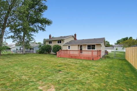 16331 Canterbury Drive Strongsville OH 44136
