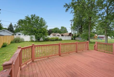 16331 Canterbury Drive Strongsville OH 44136