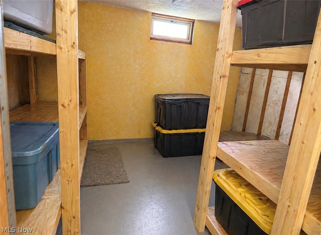 1182 Potts Lane Zanesville OH 43701