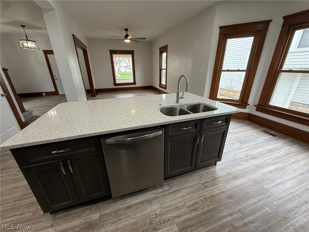 728 Oak Street NW New Philadelphia OH 44663