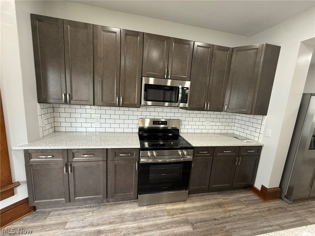 728 Oak Street NW New Philadelphia OH 44663
