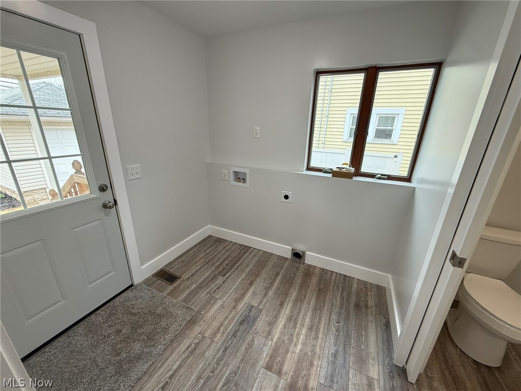 728 Oak Street NW New Philadelphia OH 44663