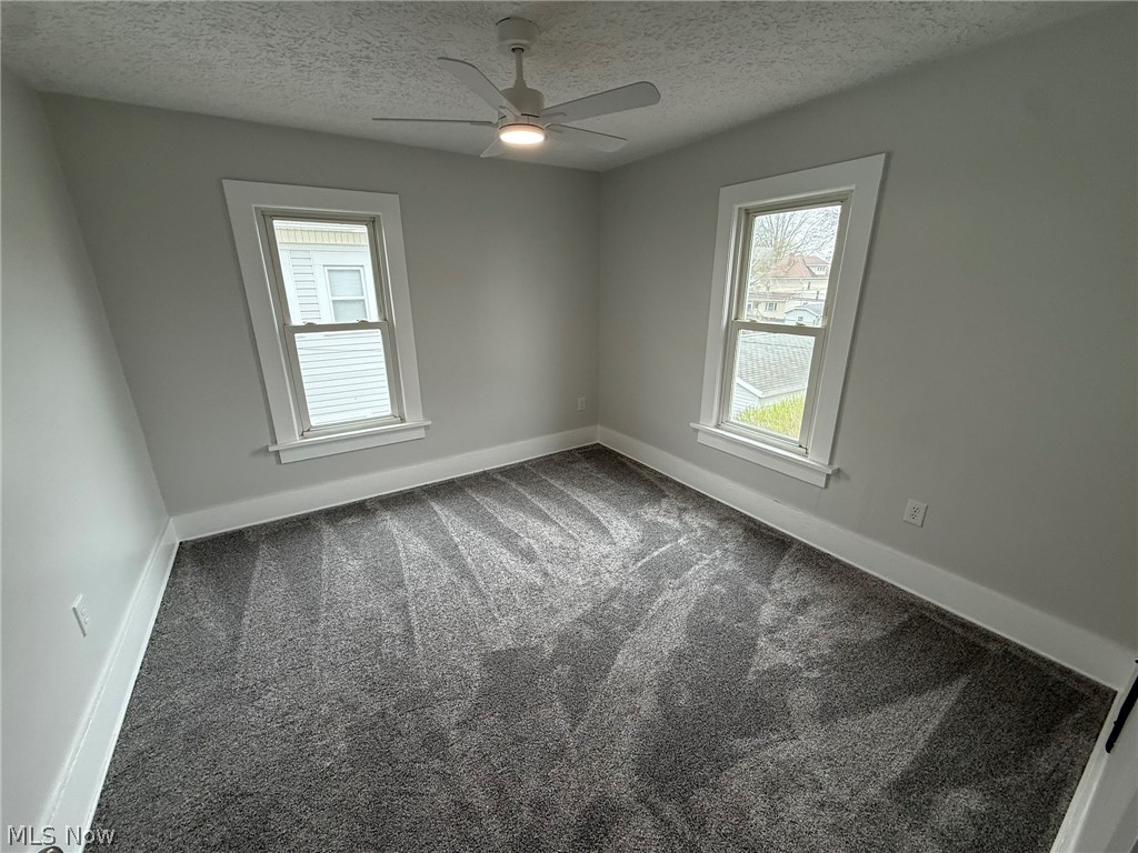728 Oak Street NW New Philadelphia OH 44663